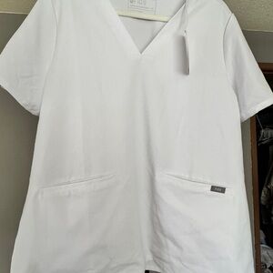 Figs CASMA THREE-POCKET White V-Neck Medical Scrub Top